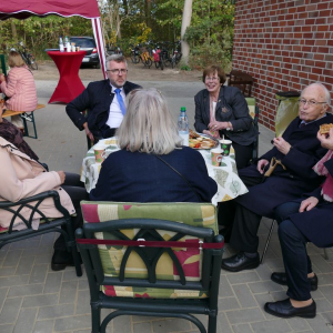 Einweihung Wohnhaus an der Vahrener Straße 6